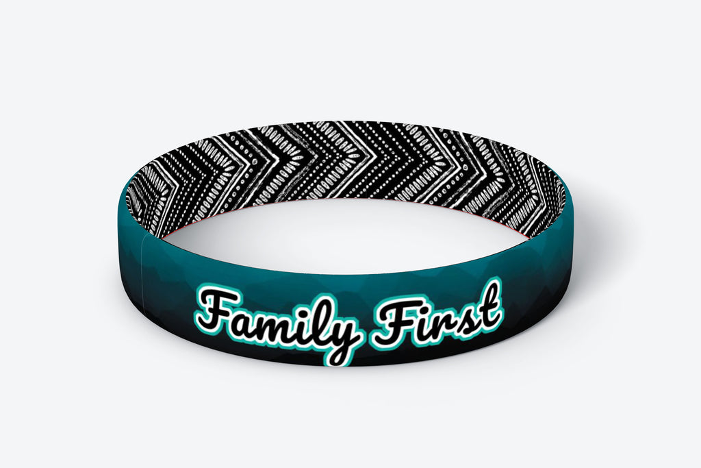 Daily Reminder Motivational Wristbands - Family First